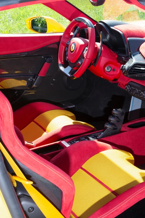 2015 Ferrari 458 Speciale Aperta - Image 23 of 31