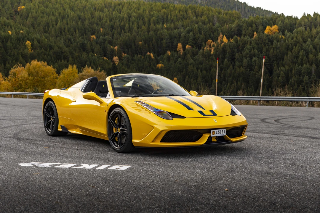 2015 Ferrari 458 Speciale Aperta - Image 3 of 16