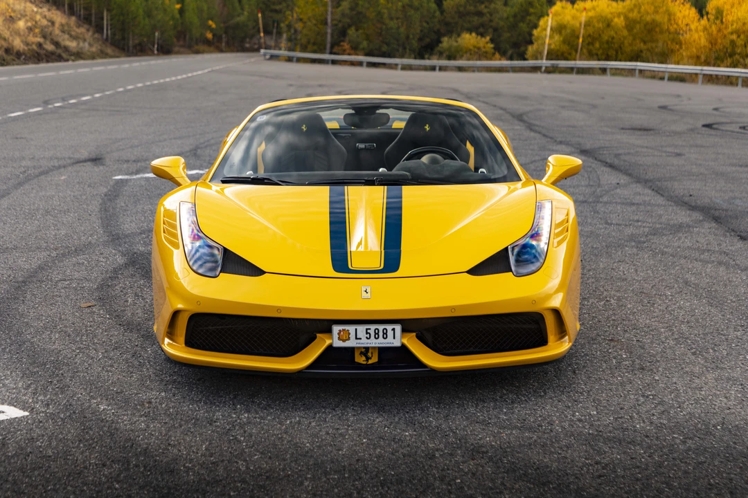 2015 Ferrari 458 Speciale Aperta - Image 2 of 16