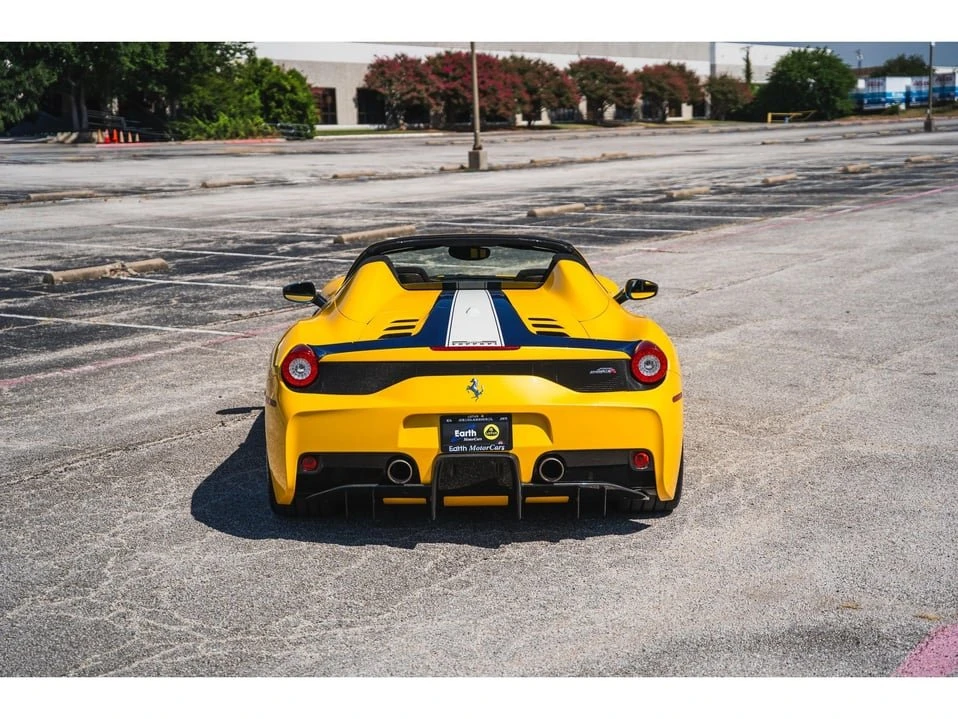 2015 Ferrari 458 Speciale Aperta - Image 14 of 20