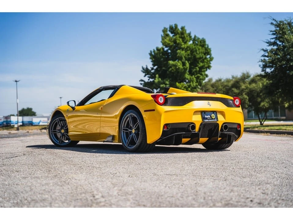 2015 Ferrari 458 Speciale Aperta - Image 16 of 20