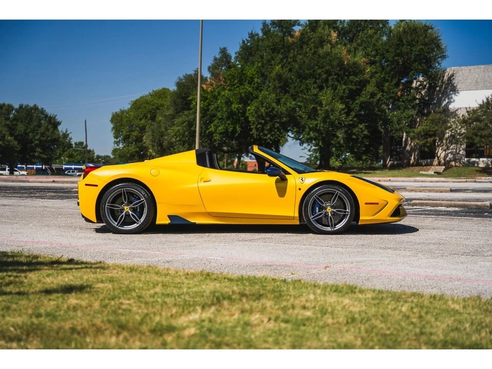 2015 Ferrari 458 Speciale Aperta - Image 10 of 20