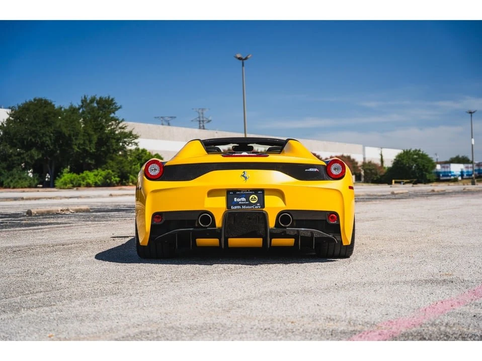 2015 Ferrari 458 Speciale Aperta - Image 13 of 20
