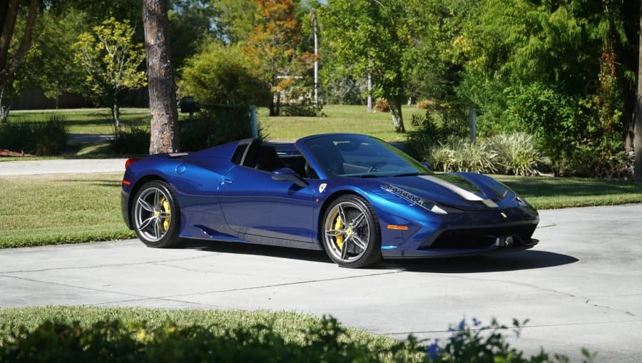 2015 Ferrari 458 Speciale Aperta - Image 19 of 31