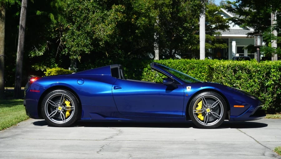 2015 Ferrari 458 Speciale Aperta - Image 23 of 31