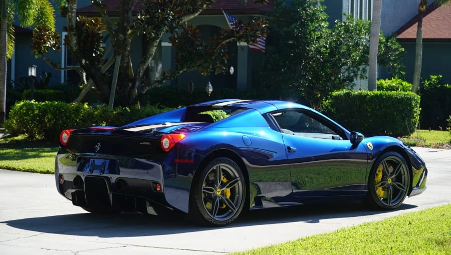 2015 Ferrari 458 Speciale Aperta - Image 13 of 31