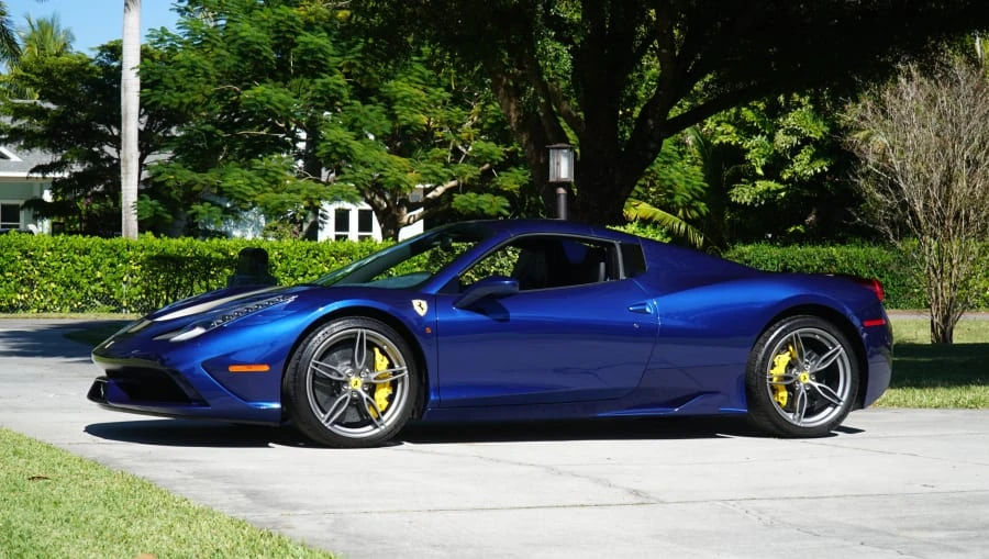 2015 Ferrari 458 Speciale Aperta - Image 2 of 31