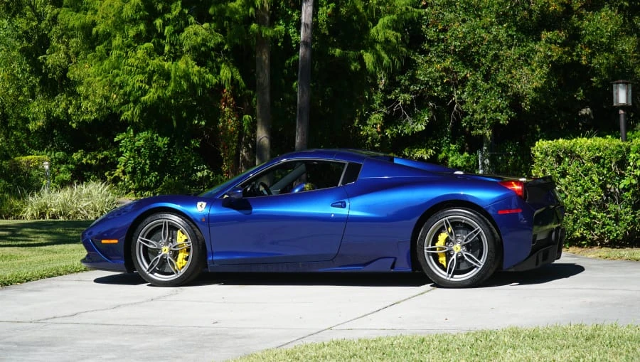 2015 Ferrari 458 Speciale Aperta - Image 25 of 31