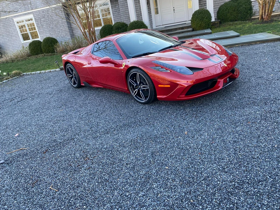 2015 Ferrari 458 Speciale Aperta - Image 9 of 31