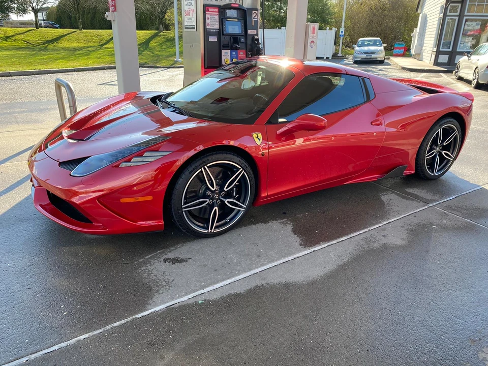 2015 Ferrari 458 Speciale Aperta - Image 4 of 31