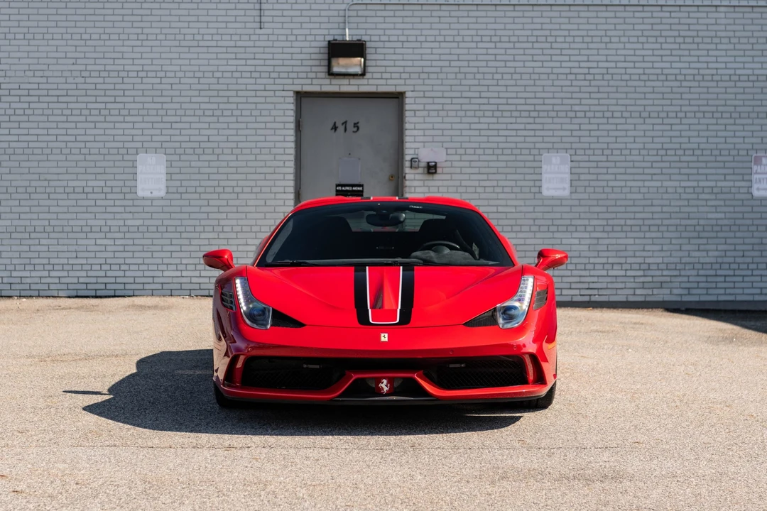 2015 Ferrari 458 Speciale Aperta - Image 11 of 31
