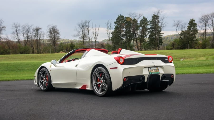 2015 Ferrari 458 Speciale Aperta - Image 13 of 21