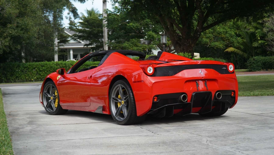 2015 Ferrari 458 Speciale Aperta - Image 8 of 31