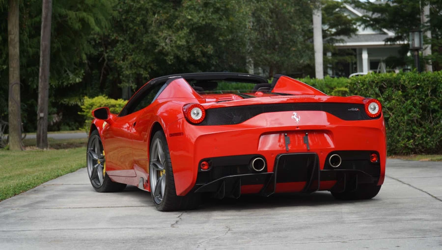 2015 Ferrari 458 Speciale Aperta - Image 16 of 31