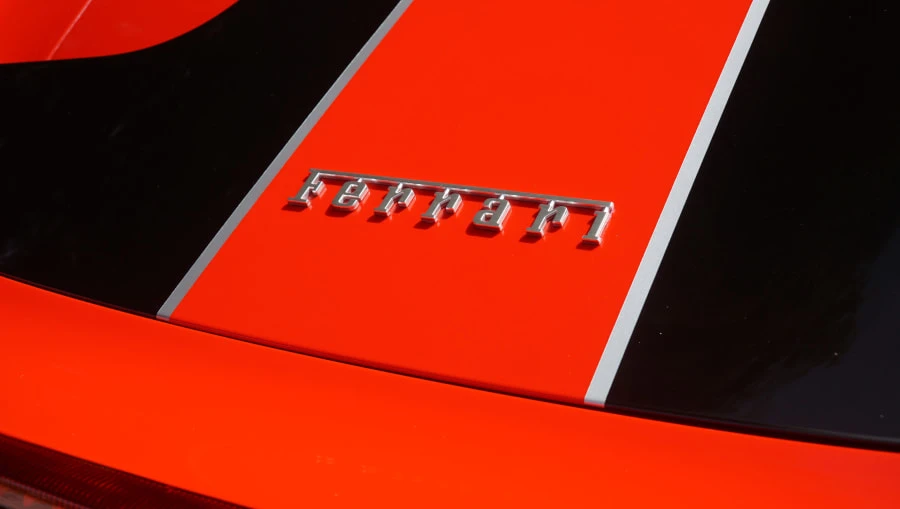 2015 Ferrari 458 Speciale Aperta - Image 28 of 31