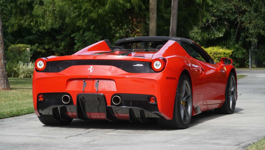 2015 Ferrari 458 Speciale Aperta - Image 18 of 31