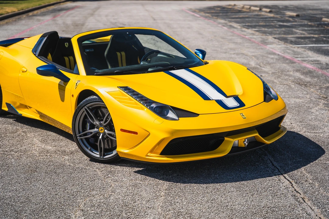 2015 Ferrari 458 Speciale Aperta - Image 6 of 31