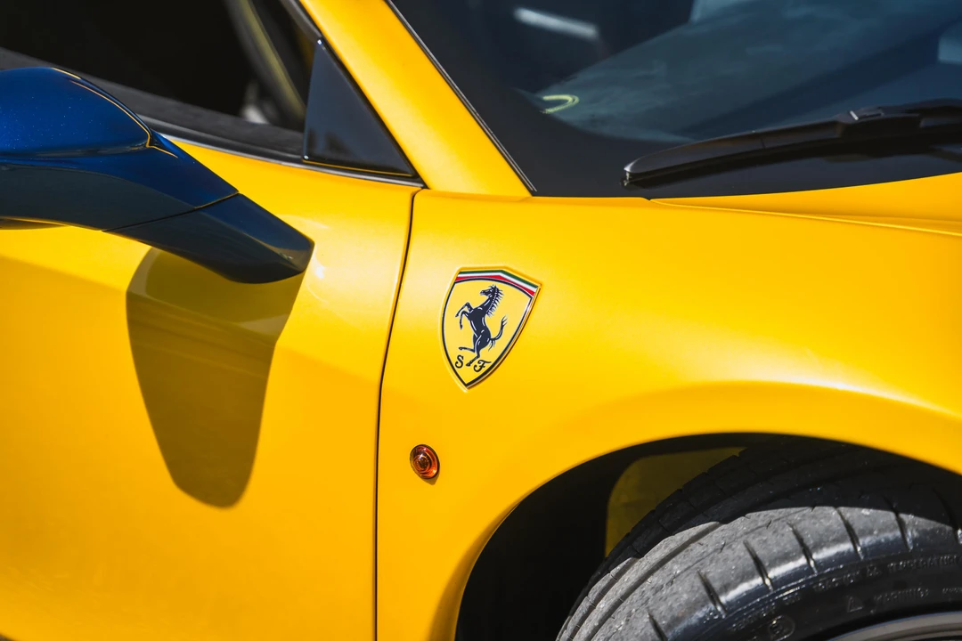 2015 Ferrari 458 Speciale Aperta - Image 22 of 31