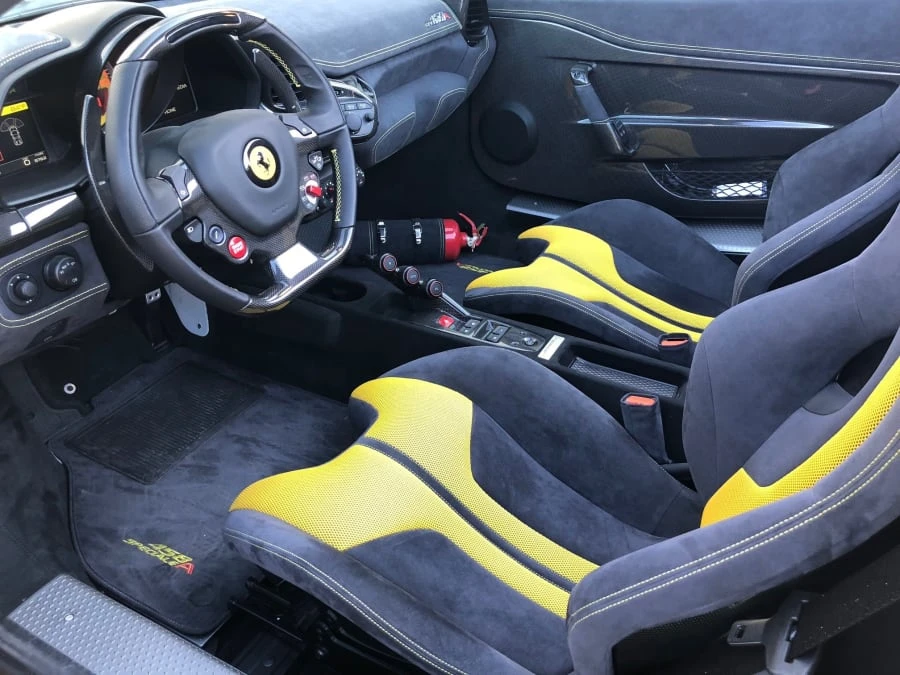 2015 Ferrari 458 Speciale Aperta - Image 5 of 16