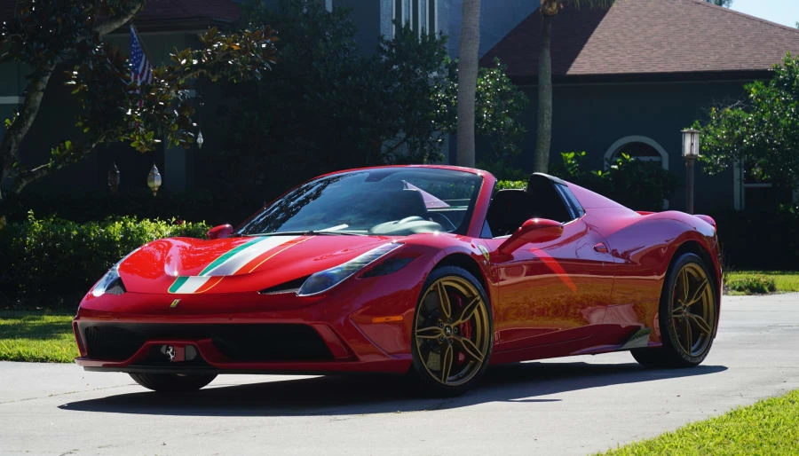 2015 Ferrari 458 Speciale Aperta - Image 13 of 31