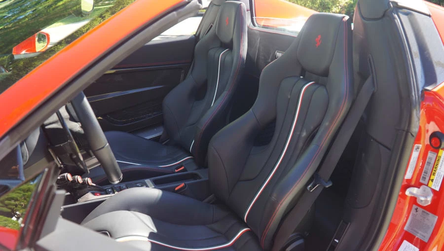 2015 Ferrari 458 Speciale Aperta - Image 30 of 31