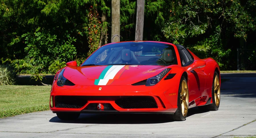2015 Ferrari 458 Speciale Aperta - Image 10 of 31