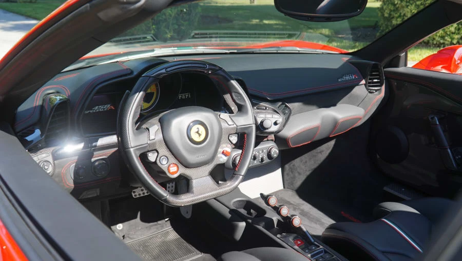 2015 Ferrari 458 Speciale Aperta - Image 29 of 31