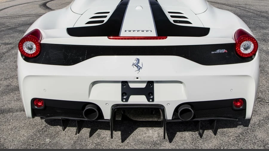 2015 Ferrari 458 Speciale Aperta - Image 19 of 21