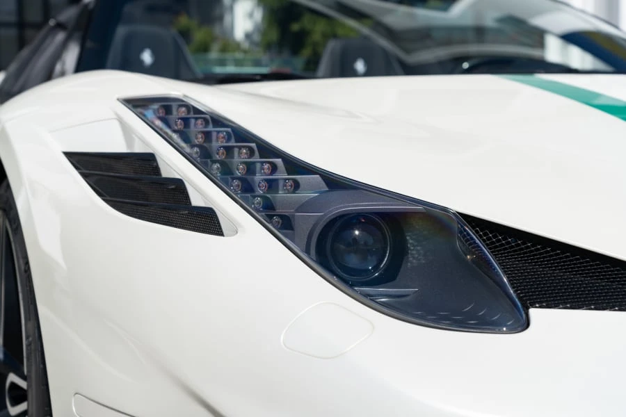 2015 Ferrari 458 Speciale Aperta - Image 24 of 31
