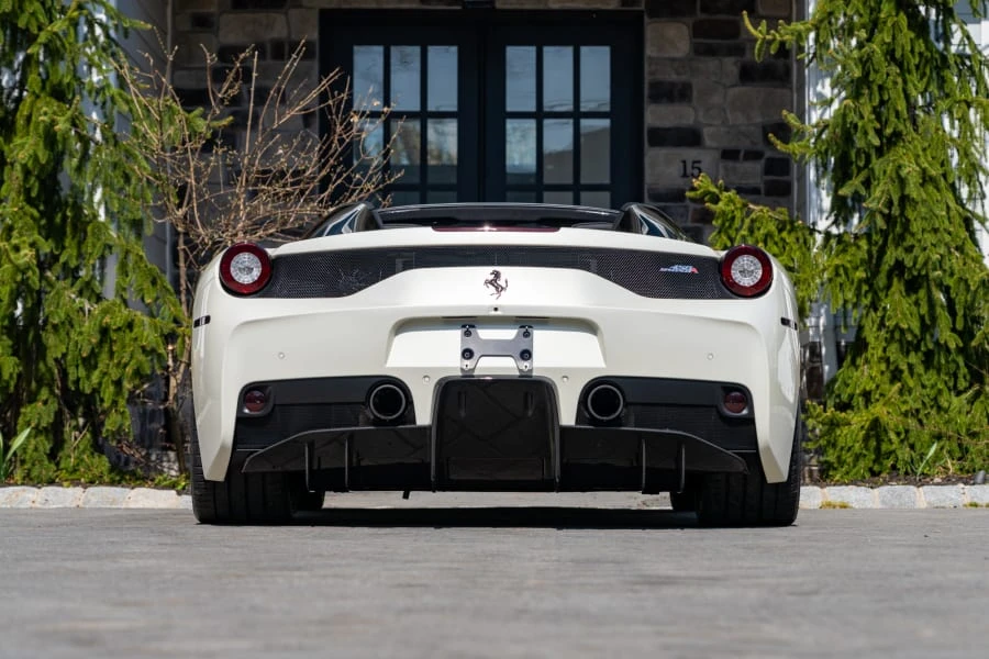 2015 Ferrari 458 Speciale Aperta - Image 5 of 31