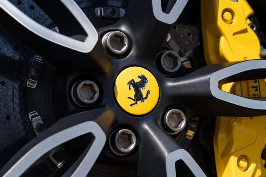 2015 Ferrari 458 Speciale Aperta - Image 22 of 31