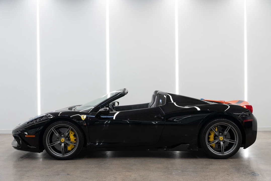2015 Ferrari 458 Speciale Aperta - Image 27 of 31