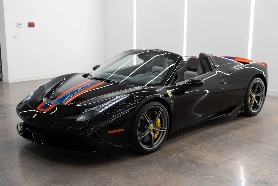 2015 Ferrari 458 Speciale Aperta - Image 15 of 31