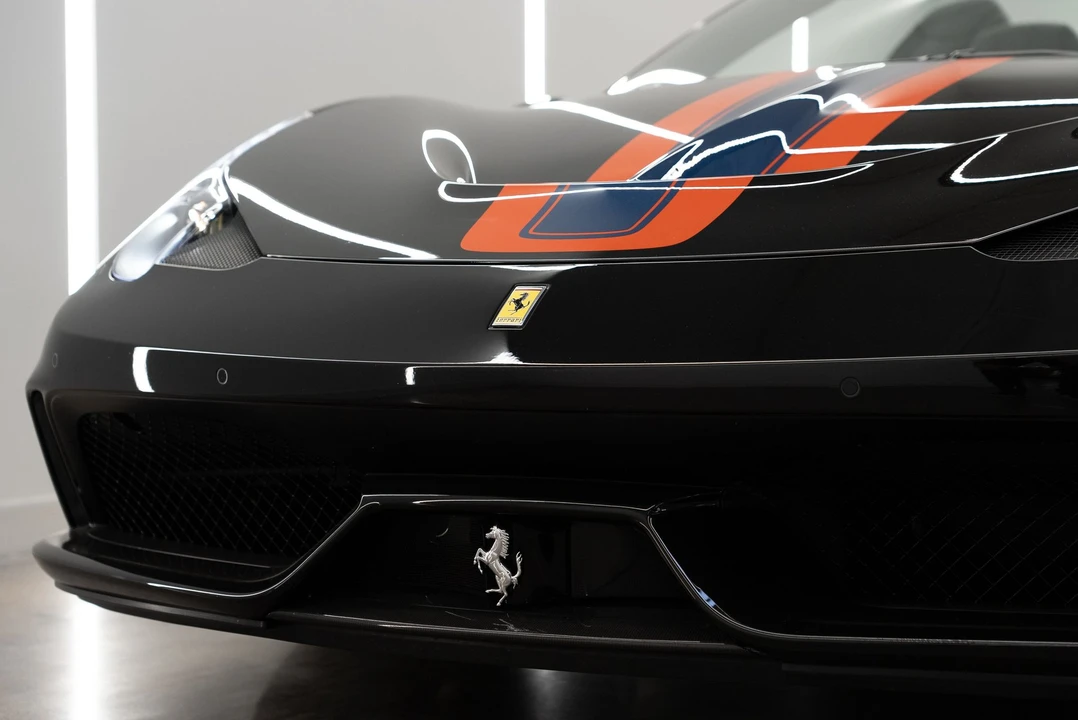 2015 Ferrari 458 Speciale Aperta - Image 26 of 31