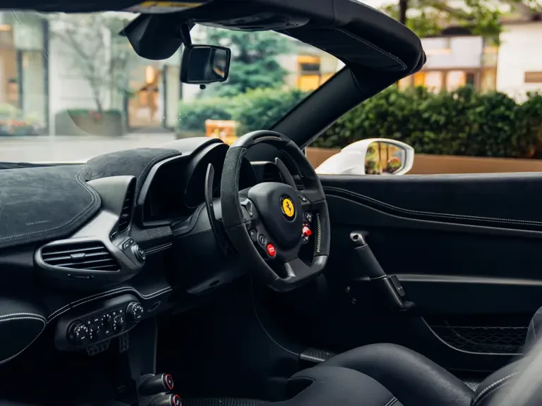 2015 Ferrari 458 Speciale Aperta - Image 13 of 31