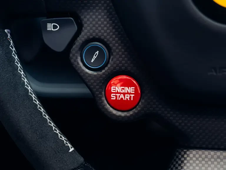 2015 Ferrari 458 Speciale Aperta - Image 17 of 31