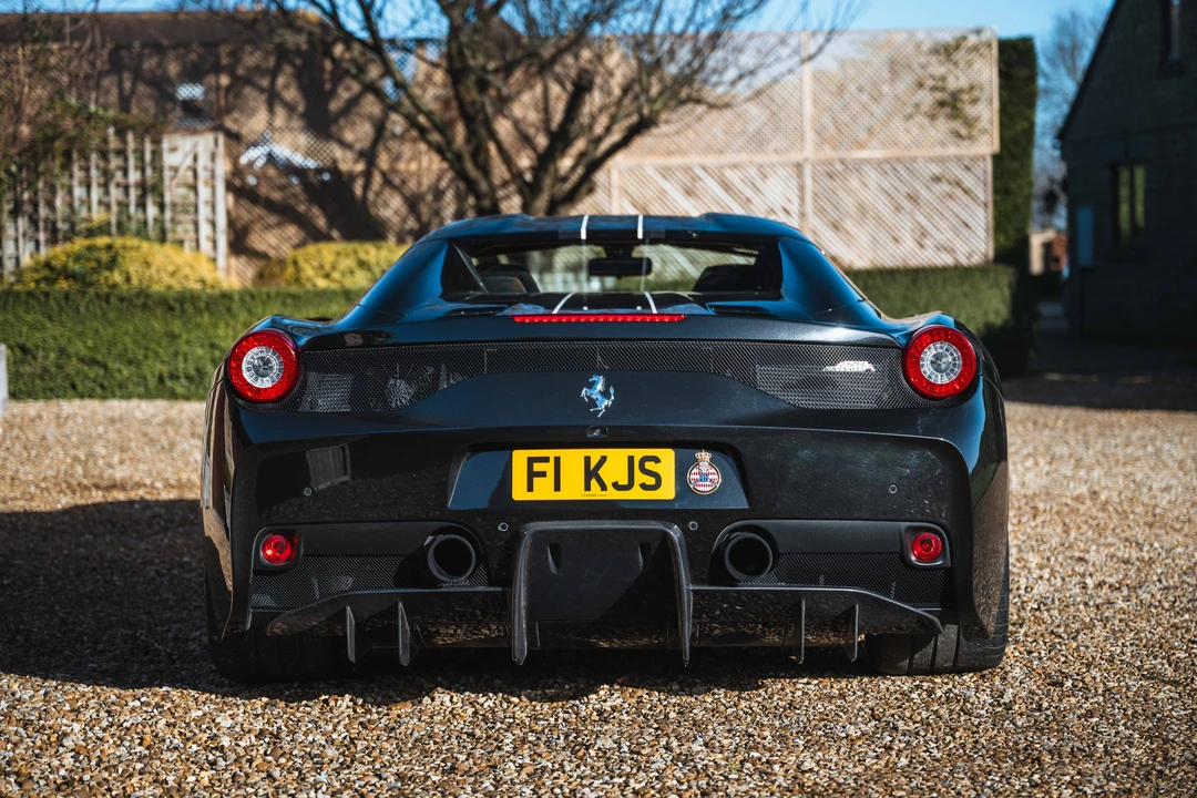 2015 Ferrari 458 Speciale Aperta - Image 7 of 31