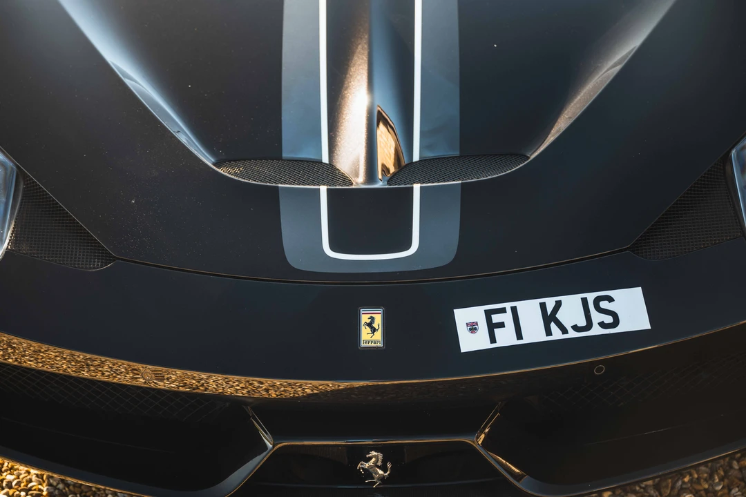 2015 Ferrari 458 Speciale Aperta - Image 13 of 31