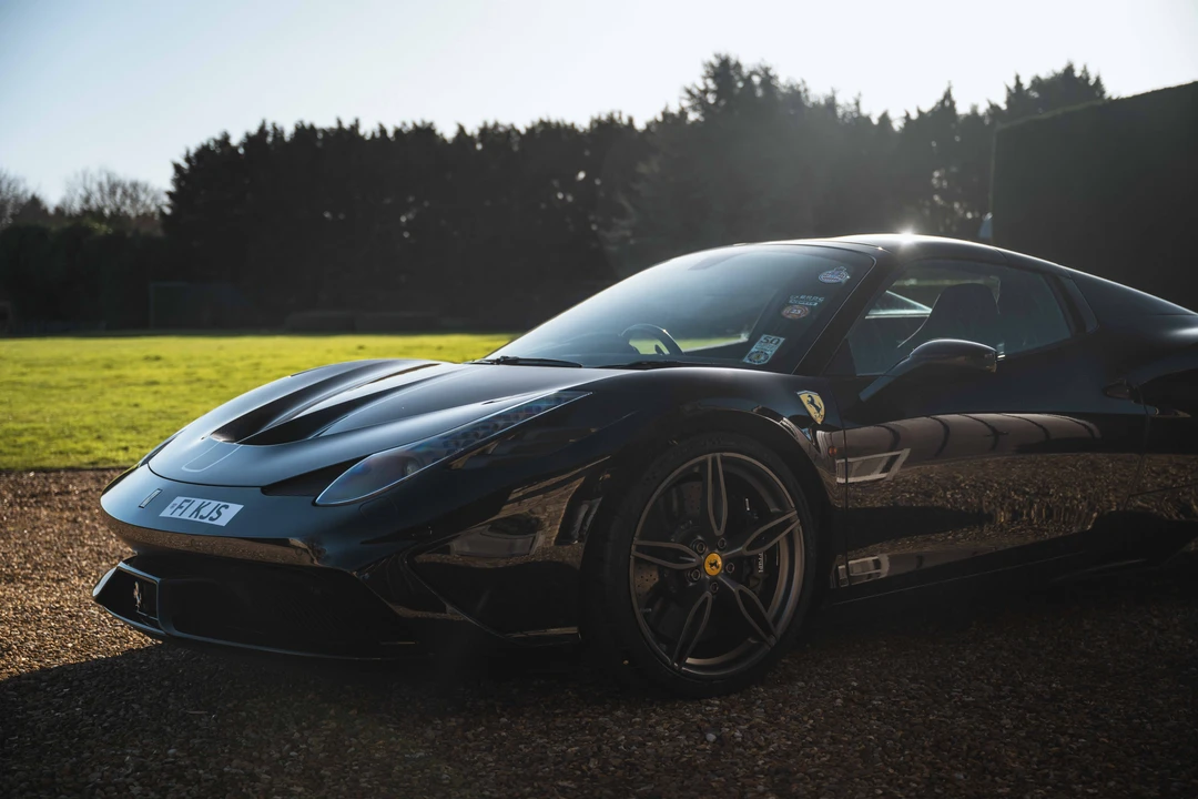 2015 Ferrari 458 Speciale Aperta - Image 16 of 31