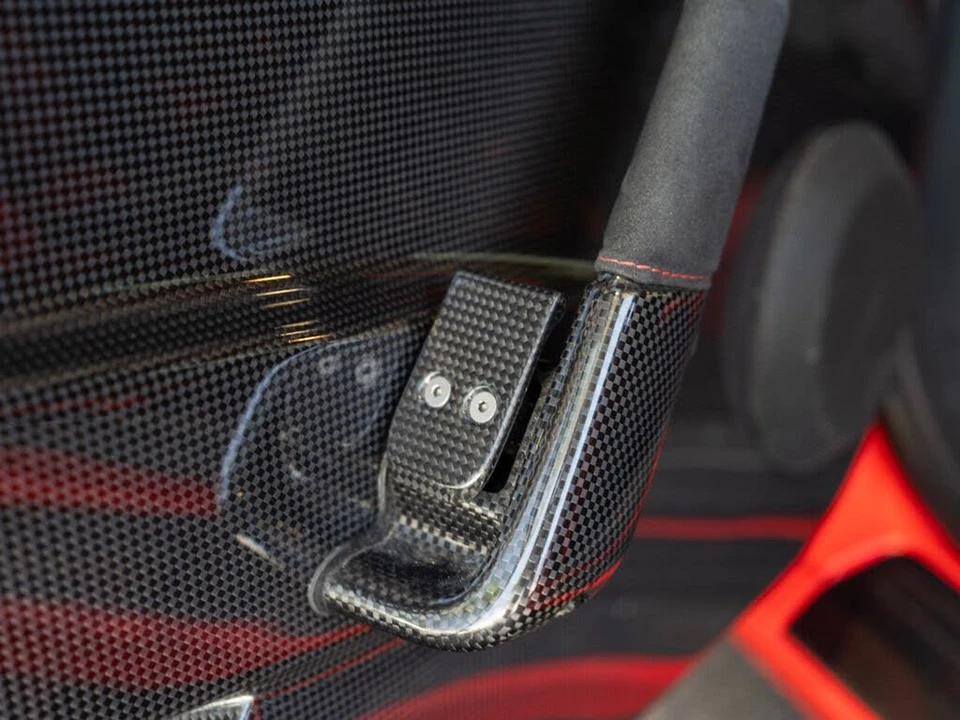 2015 Ferrari 458 Speciale - Image 29 of 31