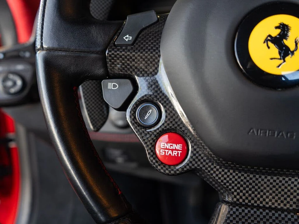 2015 Ferrari 458 Speciale - Image 20 of 31
