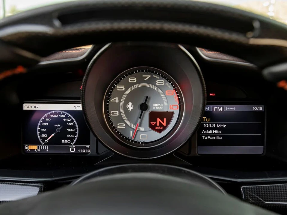 2015 Ferrari 458 Speciale - Image 19 of 31