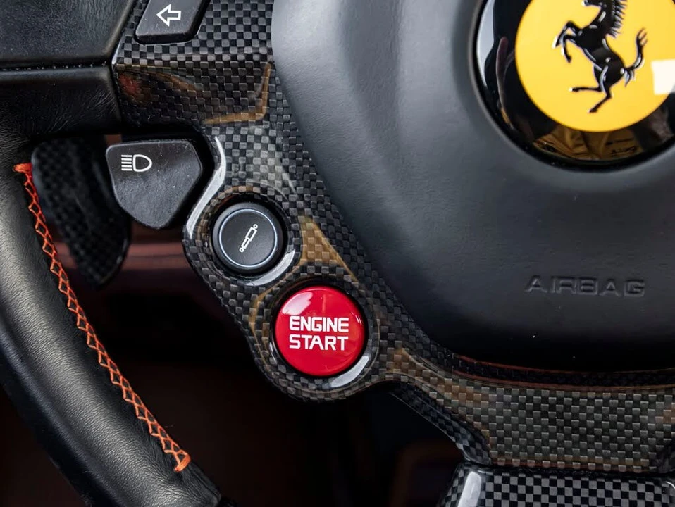 2015 Ferrari 458 Speciale - Image 23 of 31