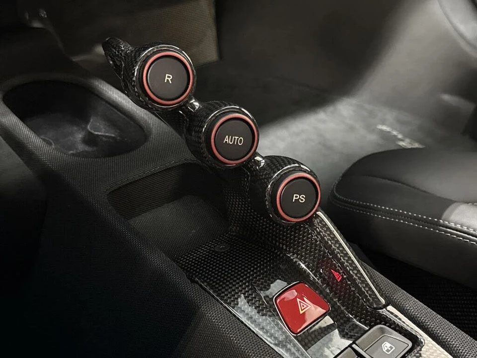 2015 Ferrari 458 Speciale - Image 19 of 31