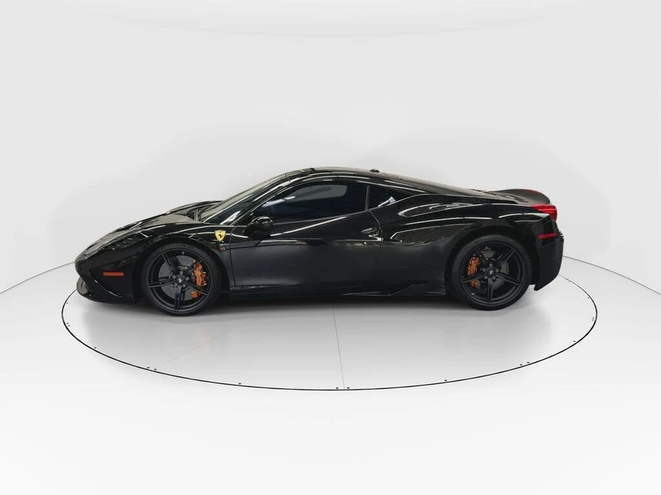 2015 Ferrari 458 Speciale - Image 5 of 31