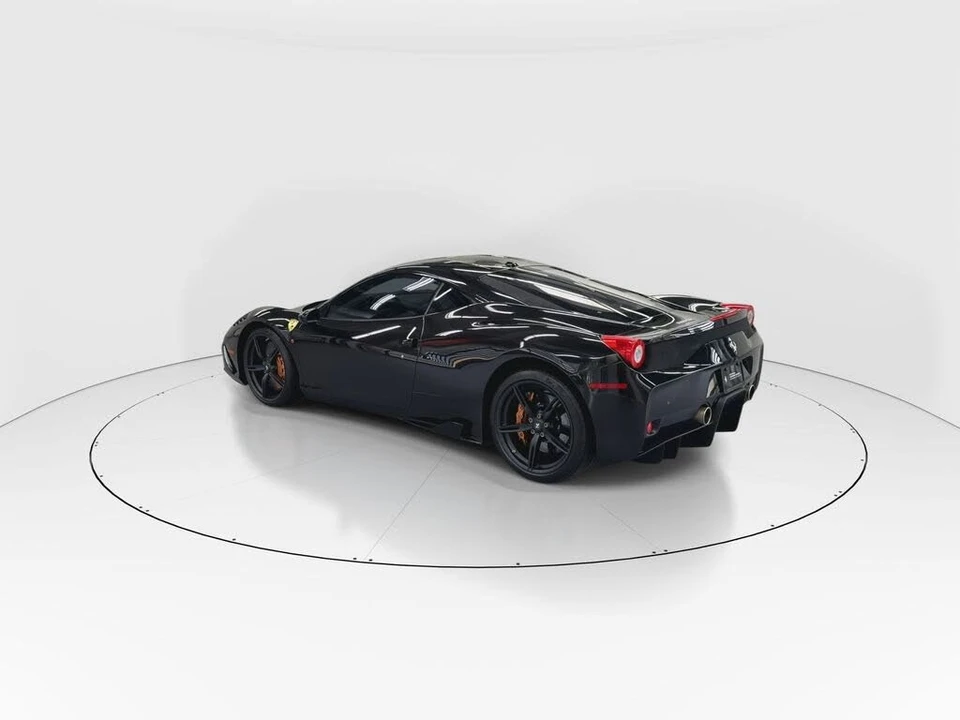 2015 Ferrari 458 Speciale - Image 6 of 31