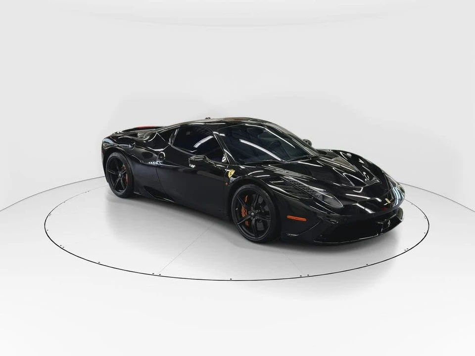 2015 Ferrari 458 Speciale - Image 2 of 31