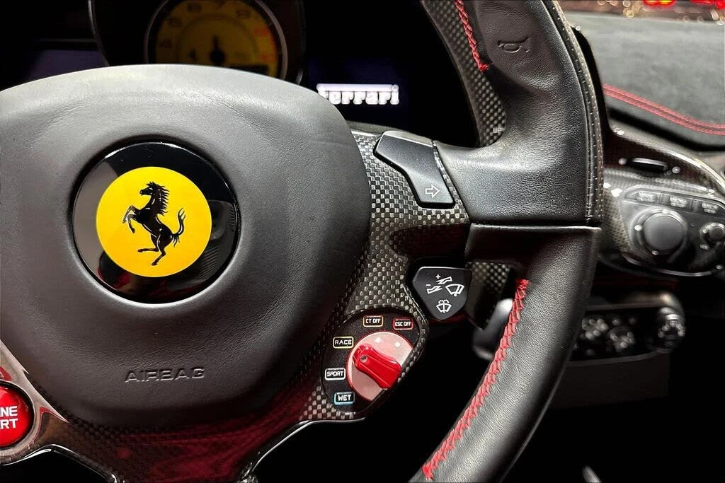 2015 Ferrari 458 Speciale - Image 12 of 30