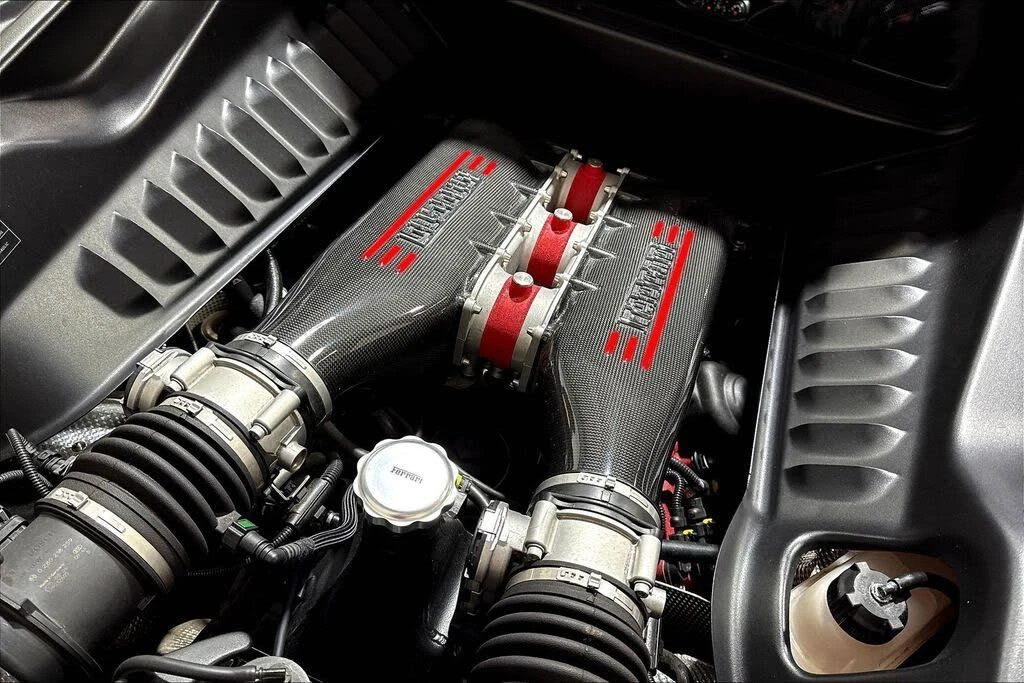 2015 Ferrari 458 Speciale - Image 25 of 30