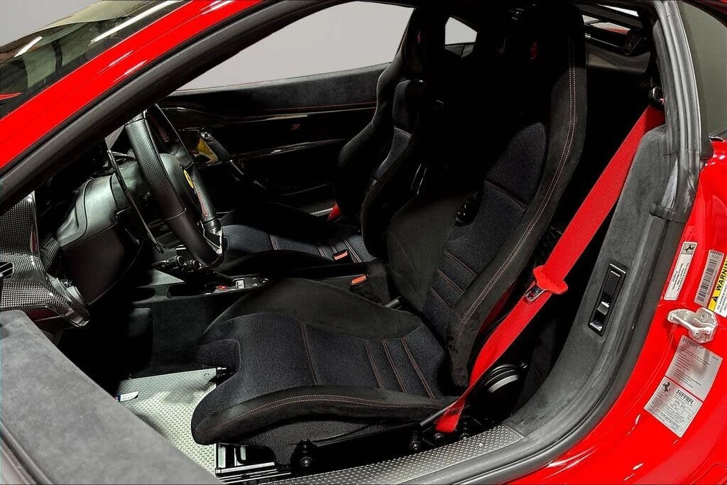 2015 Ferrari 458 Speciale - Image 19 of 30